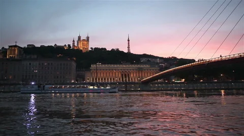 Boat navigating on the Soane at night in Lyon Video stock 56278682