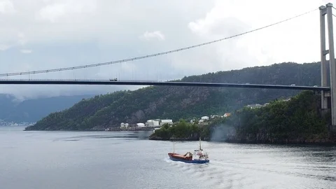 Boat navigating under bridge Bergen Norway Stock-Footage 69994248