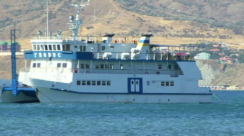 Boat at  ocean bay 스톡 동영상 574275