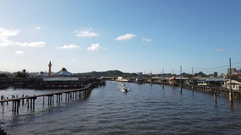 Boat pass through  Kampung Ayer or water village. Stock Footage 101092081