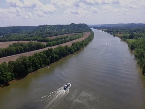 Boat Passing by on the Cumberland River Timelapse Stock Footage 75793314