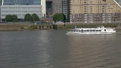 Boat passing left Video stock 91393920