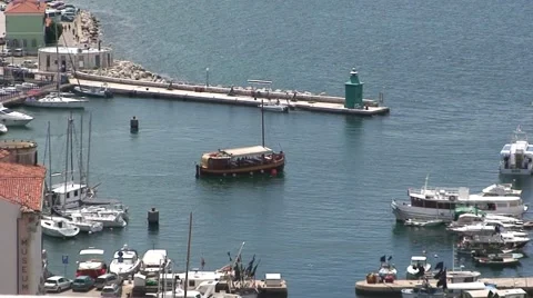 Boat in Piran Marina Stock-Footage 1060780