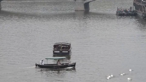 Boat in Prague River Stockbeeldmateriaal 94459105