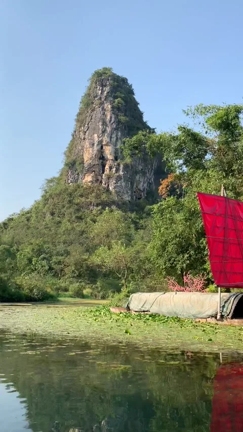 Boat ride on the Li River Stock Footage 341276360
