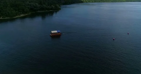 Boat on the river 스톡 동영상 82396564