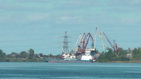Boat on the river. Port. 스톡 동영상 81983336
