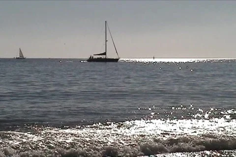 Boat sailing Video stock 110037