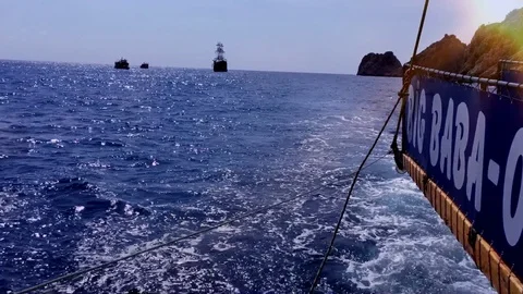 Boat Sailing - View of wake showing the horizon Video stock 71093433