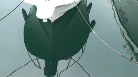 Boat Shadow on sea 스톡 동영상 10560882