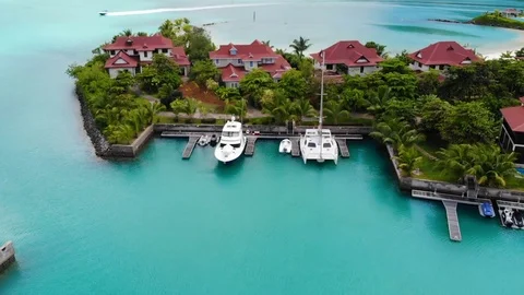 The boat speeds across the ocean. Video stock 101976473