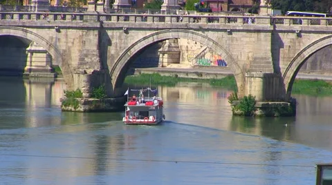 A boat On The Tiber Stock Footage 67021608