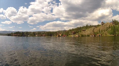 Boat view on mountain lake (time lapse) Stock-Footage 41491401