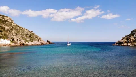 A Boat Waiting 動画素材 194418652