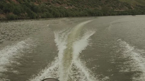 Boat Wake Trailing on Douro River Surface Northern Portugal 库存影片 336380895