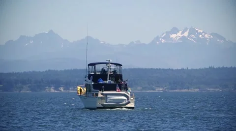 BOAT ON WATER WIDE Video stock 43481784