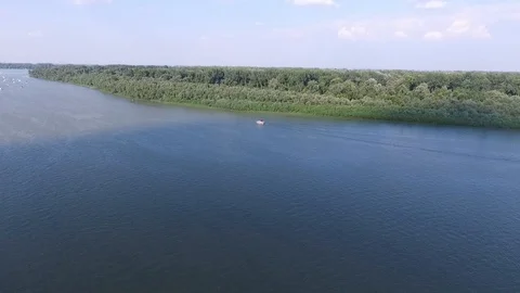 Boath On The River Danube 動画素材 111817189