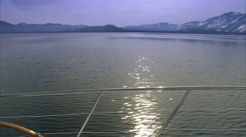 Boating on lake tahoe 動画素材 986830