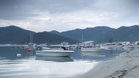 Boats in the bay Stock-Footage 71158017