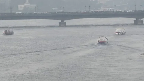 Boats going down Nile River in Egypt Stockbeeldmateriaal 82315080