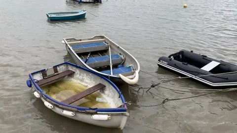 Boats moored up at a harbour. Stock-Footage 219738146