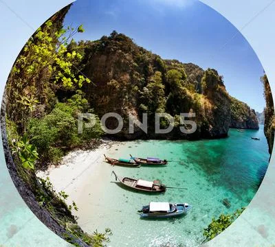 Boats on Phra Nang beach, Thailand Stock Photos
