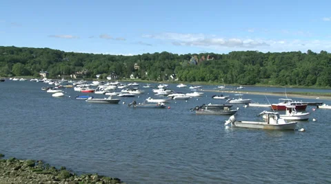 Boats at rest in harbor (3 of 3) Stock-Footage 31899805