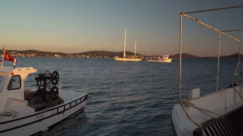 Boats at sunset 動画素材 145253631