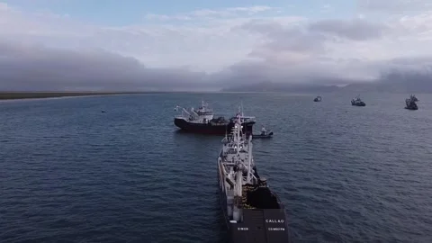 Boats very close Stock Footage 163362701