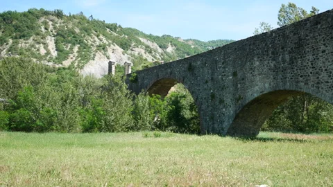 Bobbio, view of the famous bridge "Gobbo" (hunchbacked) Stock Footage 134558355