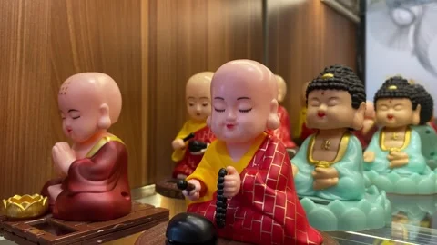 Bobblehead Buddhist monk dolls Stock Footage 311911532
