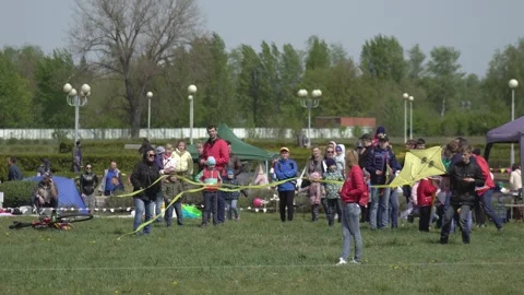 Bobruisk, Belarus 01.05.19: Summer kite flying competitions in the city Stock Footage 309920873