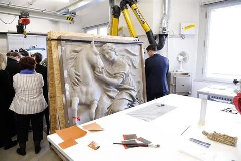  Bode-Museum Berlin, Blick in die Restaurierungswerkstatt der Skulpturensa... Фото