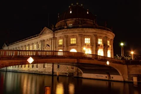 Bode Museum in Berlin at dusk Stock-Fotos
