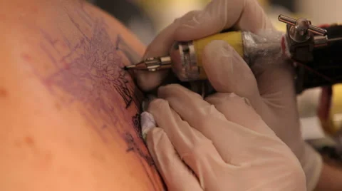 Body decoration Stock Footage 974620