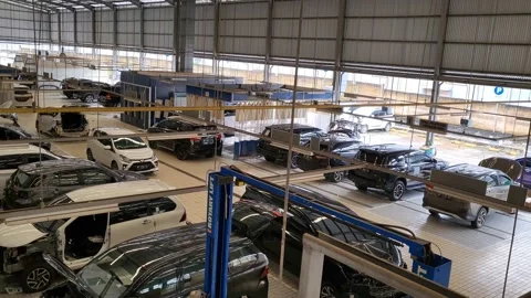 Body repair workshop 스톡 동영상 209213963