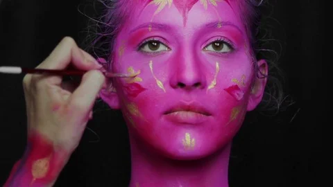 Bodyart master in work Stock Footage 72753991