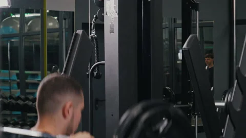 Bodybuilder dedication, fitness commitment, lower body 스톡 동영상 239575570