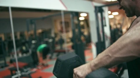 Bodybuilder in gym Stock Footage 90308982