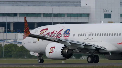 Boeing 737 of Batik Air at Kuala Lumpur Stock Footage 313296430