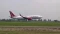 Boeing 737 Corendon landing Vidéos HD