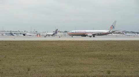 Boeing 737 passenger jet Stock Footage 10724256