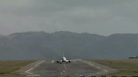 Boeing 737 taking off Vidéo 115277