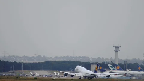 Boeing 747 Lufthansa takes off Stock Footage 118692058