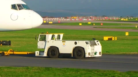 Boeing 757 towed Stock Footage 45885331