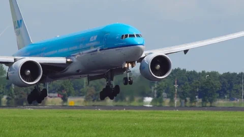 Boeing 777 concerns the runway Stock Footage 115272314