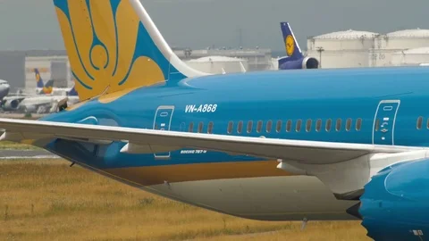 Boeing 787 towing from service Stock Footage