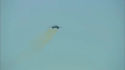 Boeing B-1 Bomer Fast Fly By Stockbeeldmateriaal 56355851
