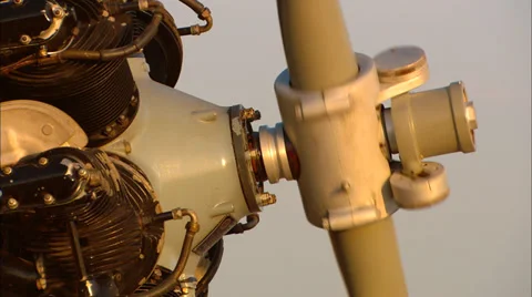 Boeing PT17 Stearman Start Up  Vídeos de archivo 31468488