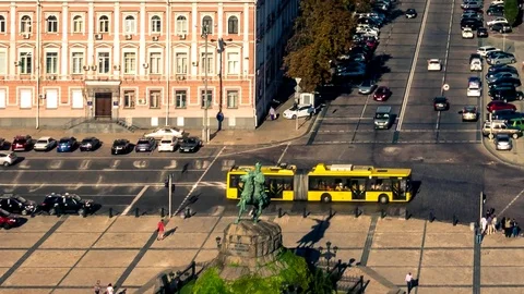 Bohdan Khmelnytsky Monument at Kiev Sofia Square with traffic Stock Footage 72257393